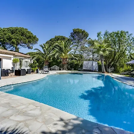 Elegant With A Pool Holiday home *